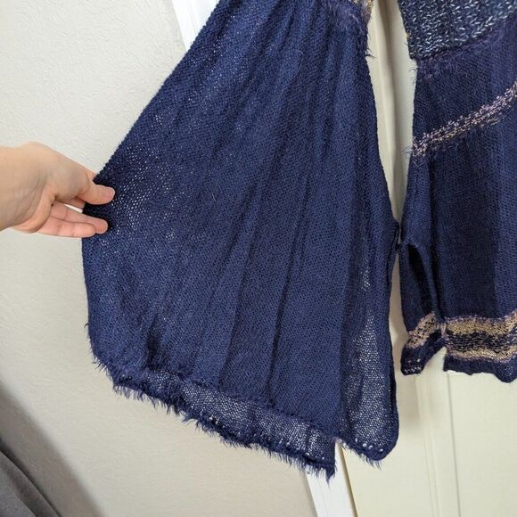 Free People | Navy Bell Sleeve Mixed Knit Sweater Size Medium - Picture 7 of 13